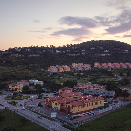 "La Terrazza Di Castiglione" Appartamenti Vacanza 카스틸리오네 델라 페스카이아 외부 사진
