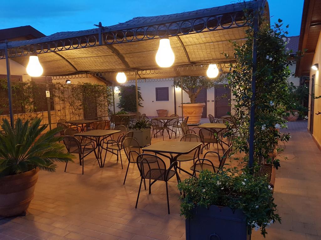 "La Terrazza Di Castiglione" Appartamenti Vacanza 카스틸리오네 델라 페스카이아 외부 사진